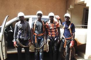 Techniciens en intervention